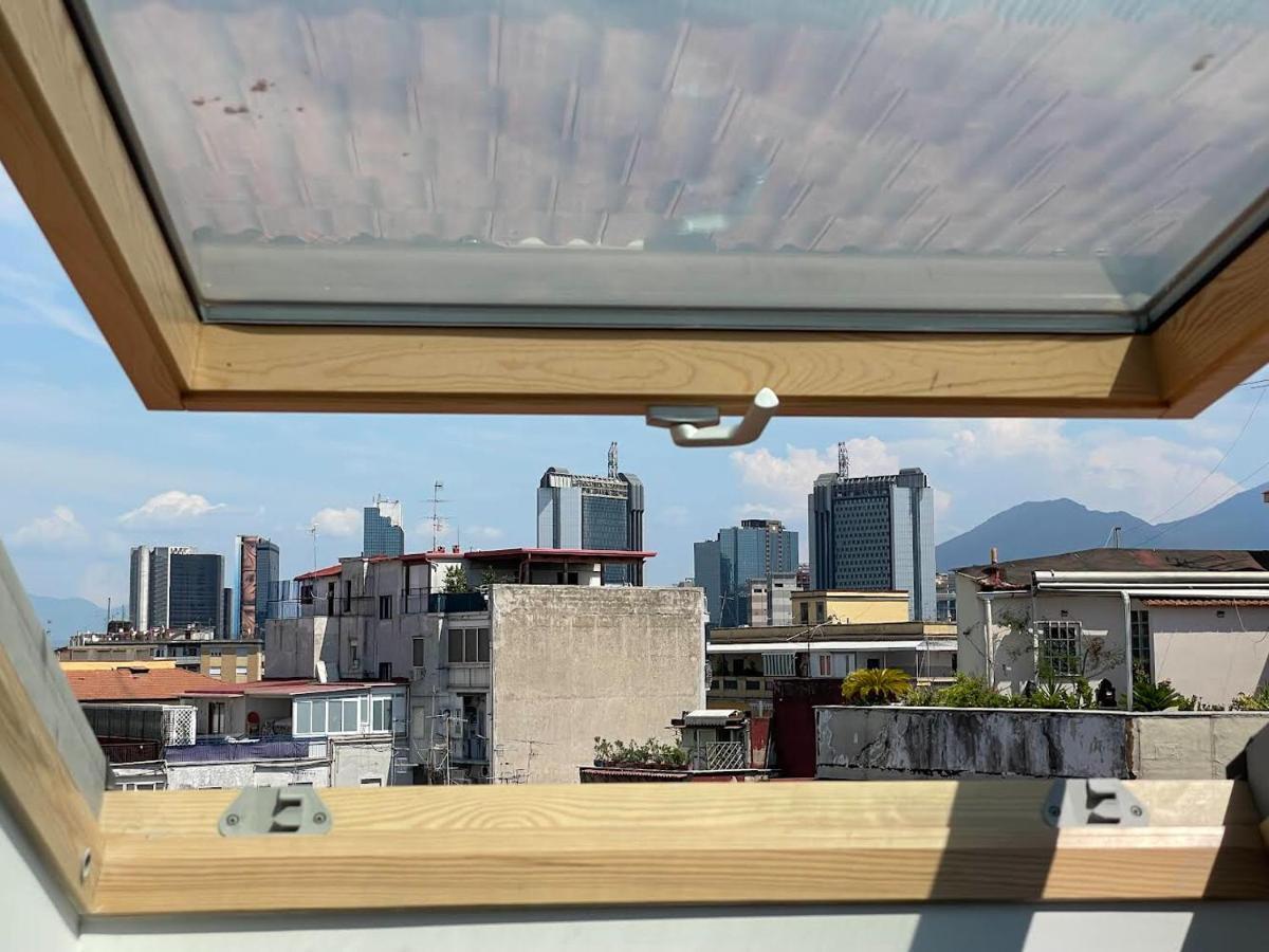 Апартаменты Sky View House Неаполь Экстерьер фото